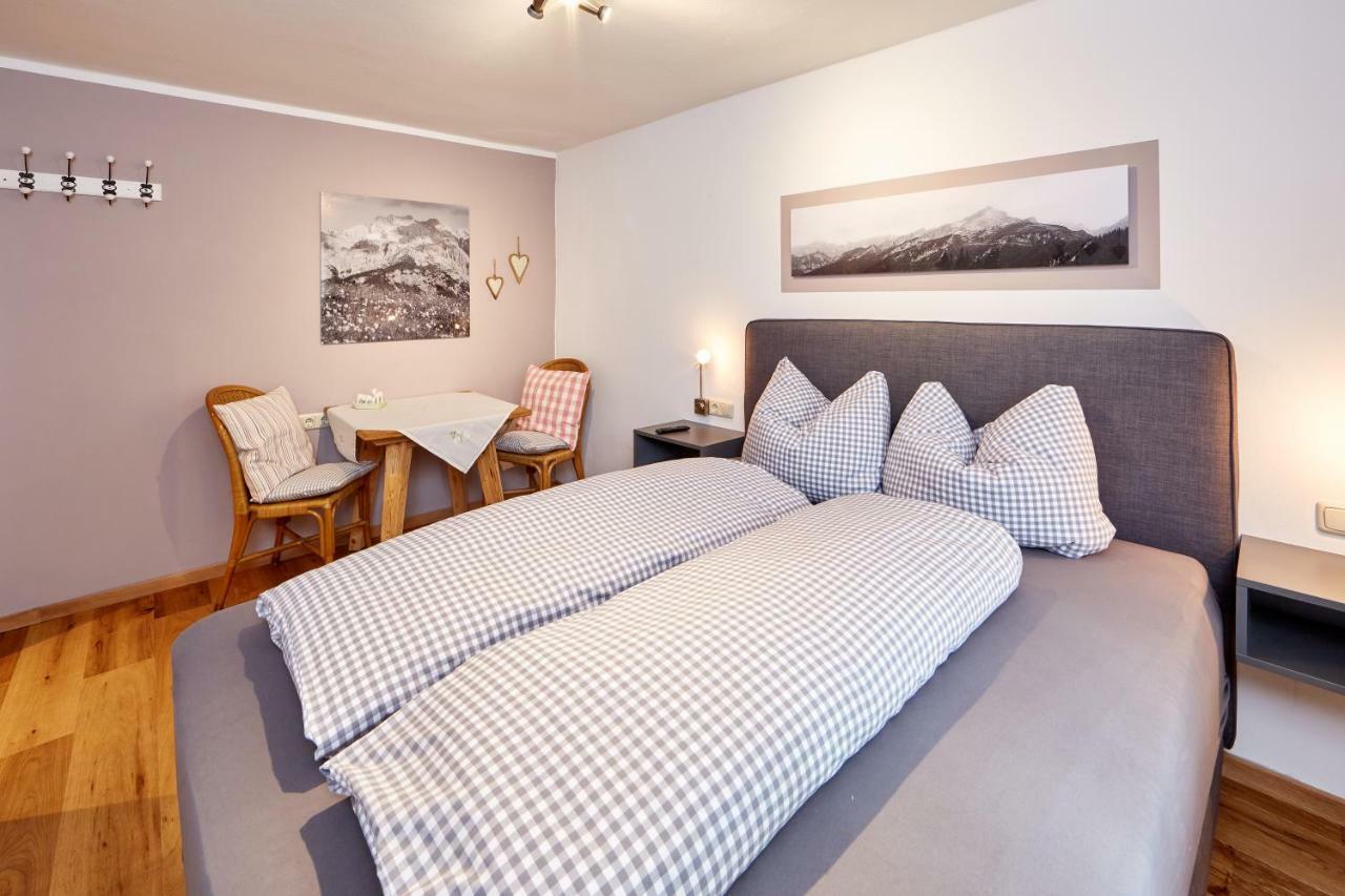 Ferienwohnung Graseck Гармиш-Партенкирхен Екстериор снимка